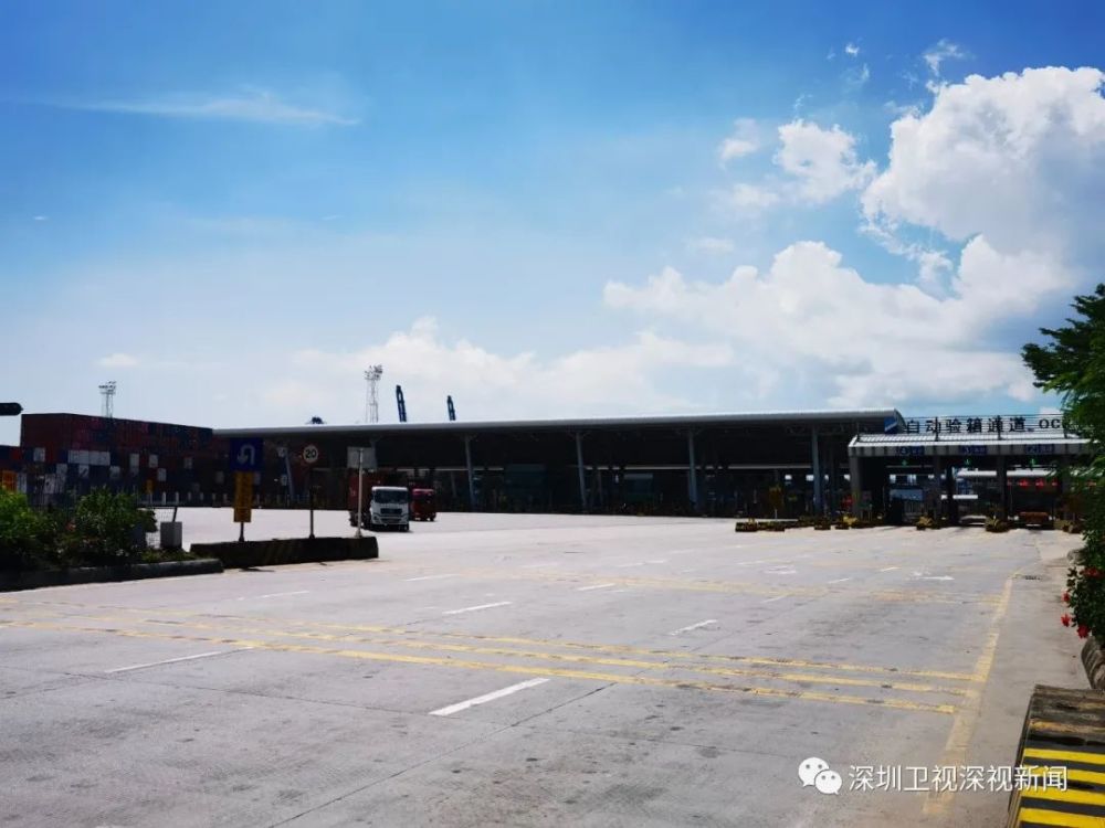 接香港FedEx通知，自3月17日起，出口至印度的貨件需遵從以下清關(guān)新規(guī)：